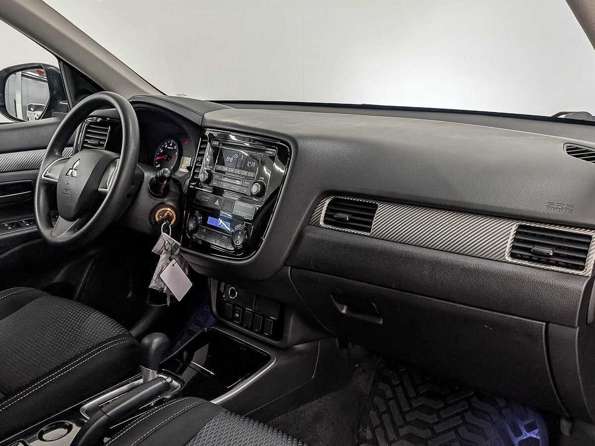 Купить Mitsubishi Outlander, 2018, 71 221 км, фото №12