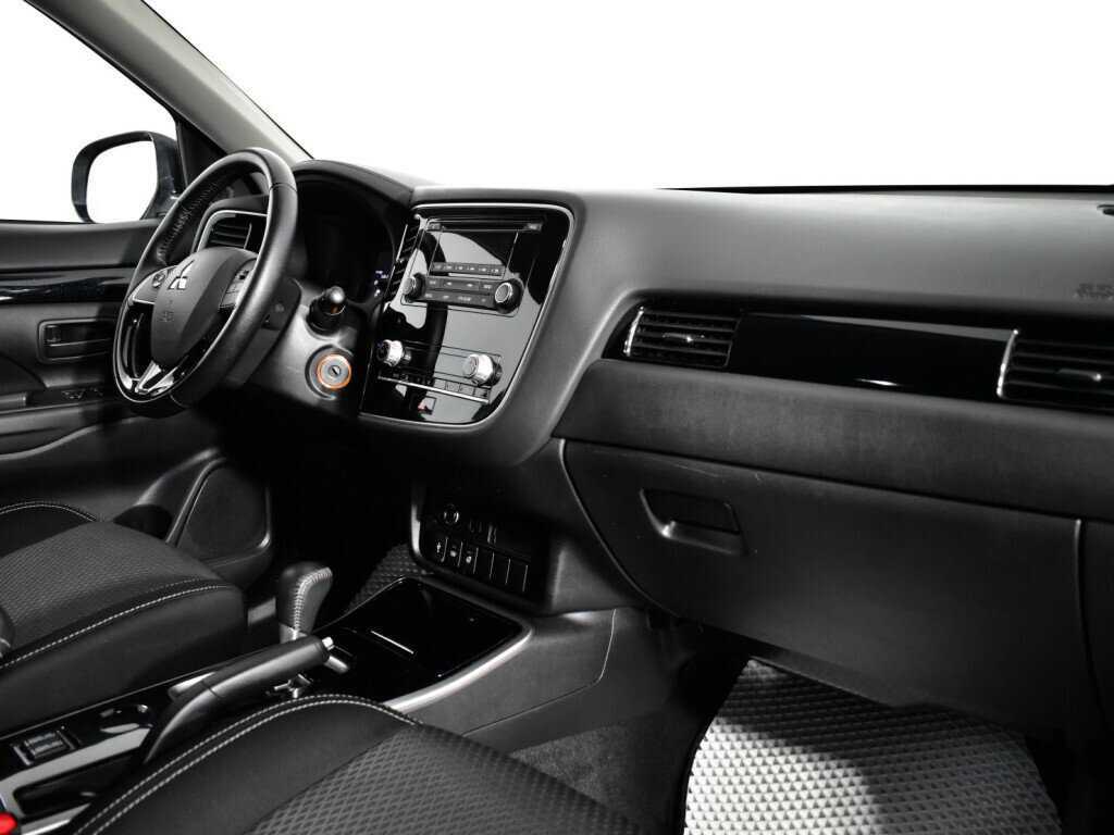 Купить Mitsubishi Outlander, 2020, 70 826 км, фото №9