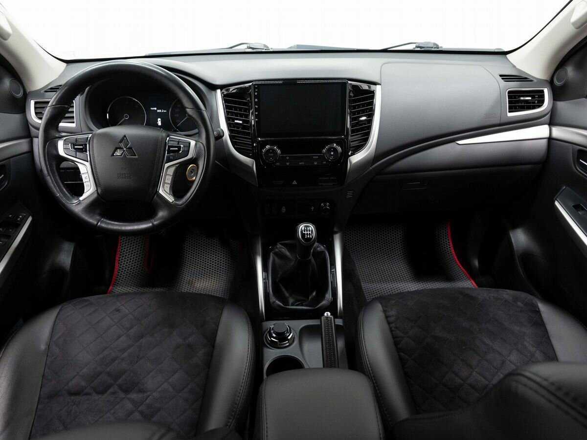 Купить Mitsubishi Pajero Sport, 2017, 111 378 км, фото №14