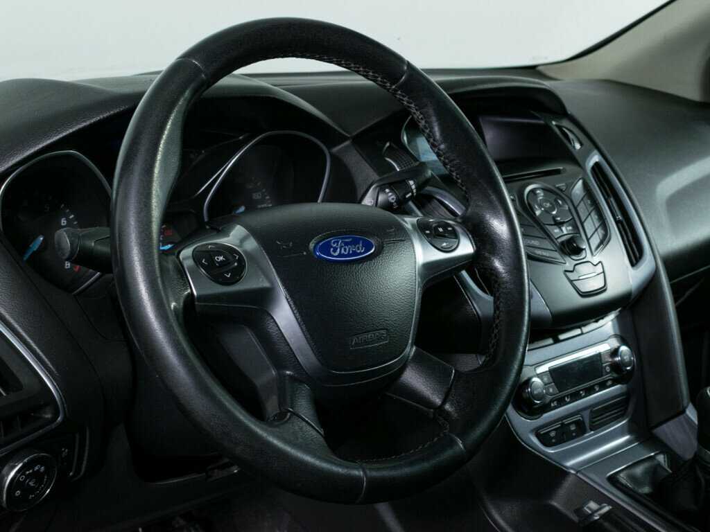 Купить Ford Focus, 2013, 300 800 км, фото №12