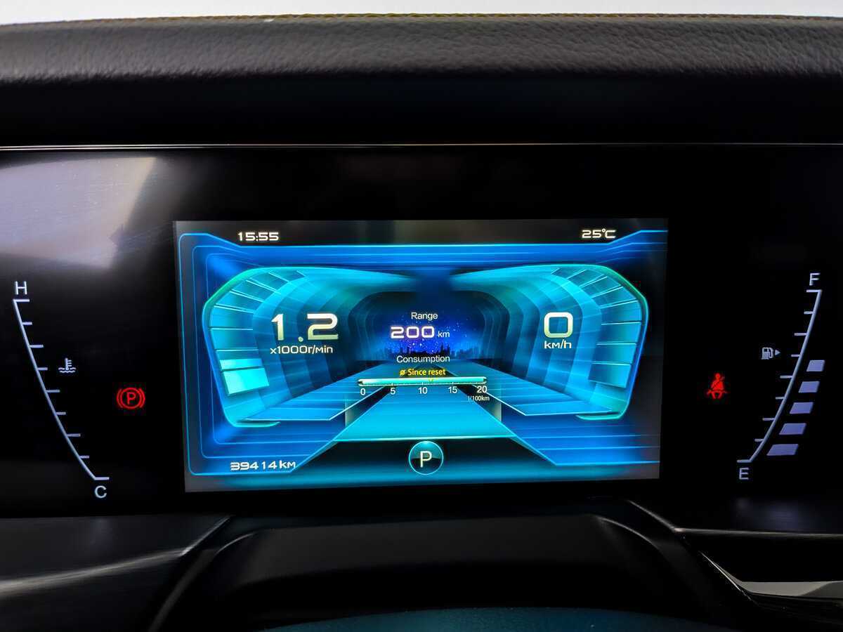 Купить FAW Bestune T77, 2021, 39 411 км, фото №11