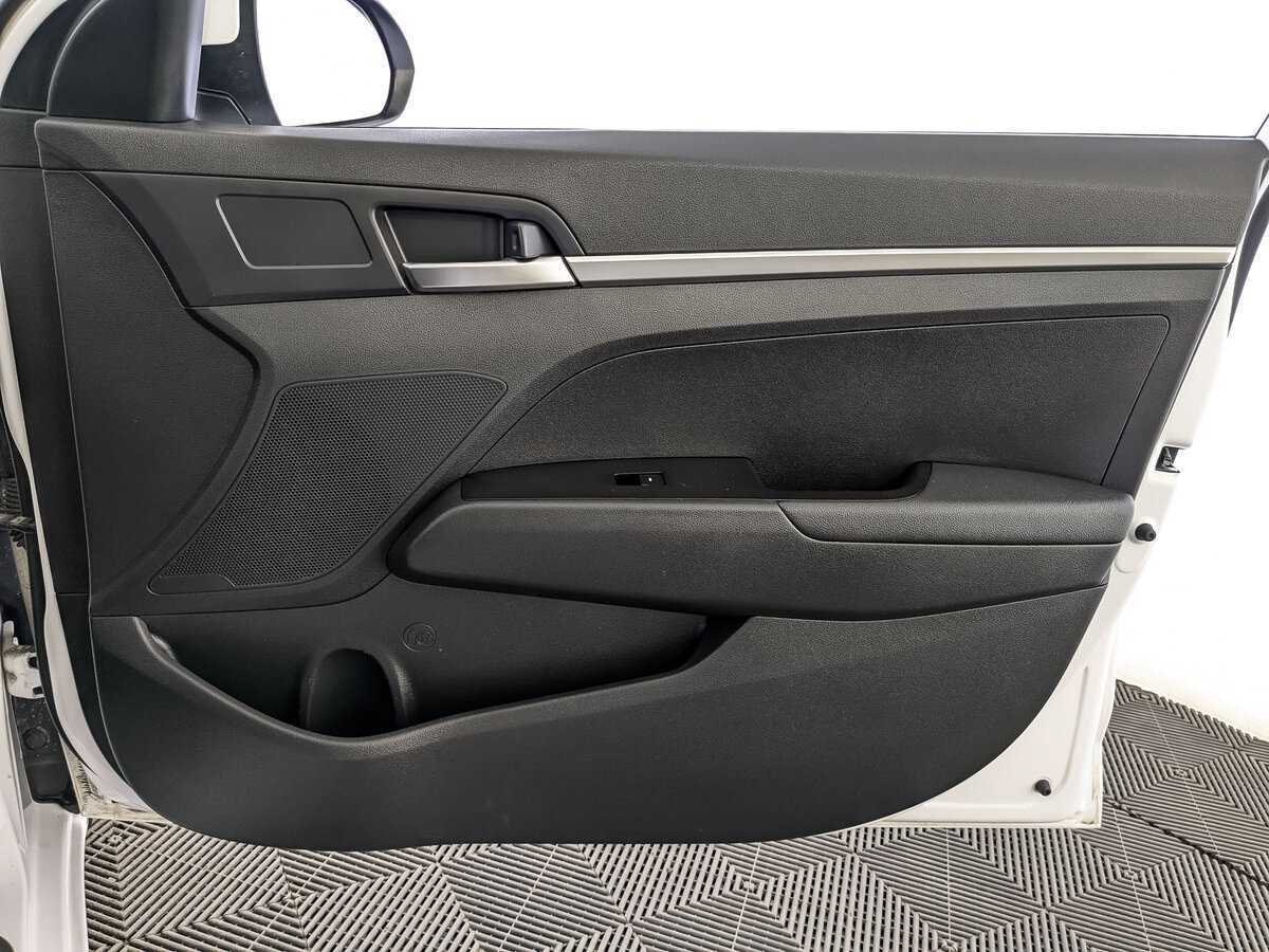 Купить Hyundai Elantra, 2019, 57 562 км, фото №22