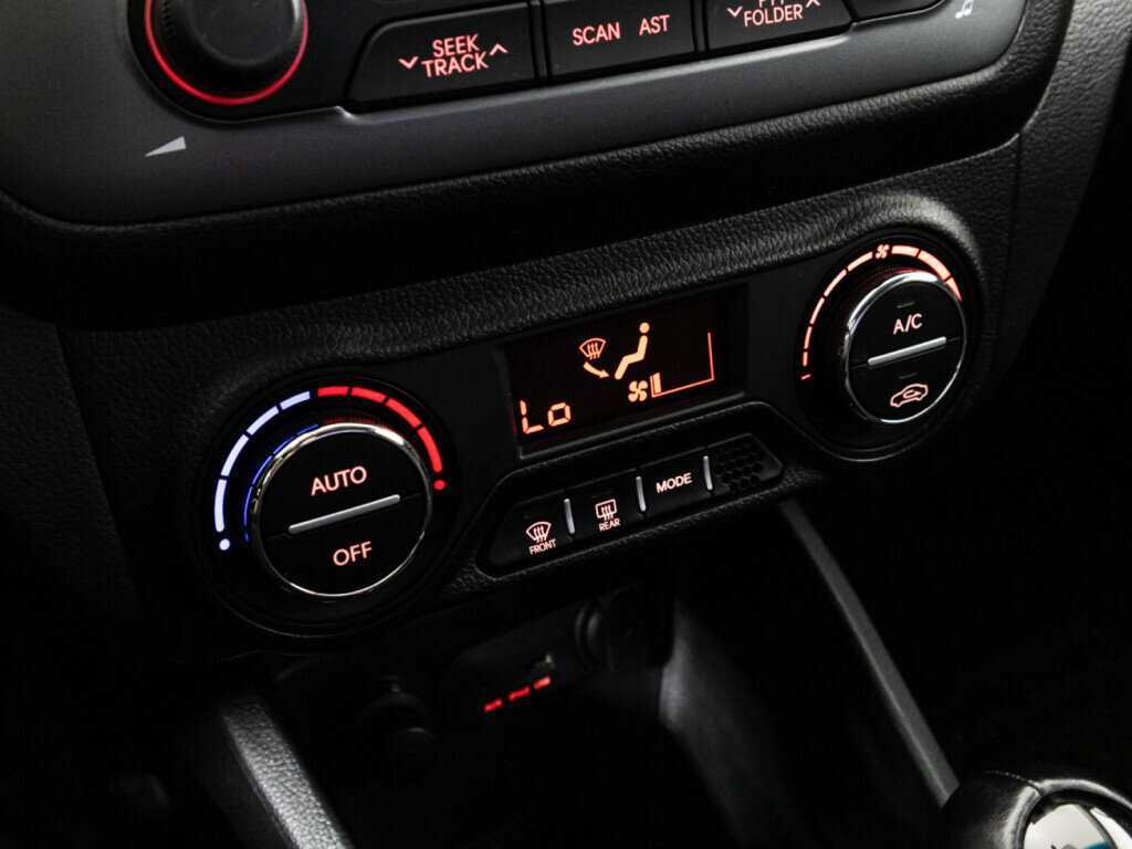 Купить Kia Rio 6-speed, 2015, 101 000 км, фото №15