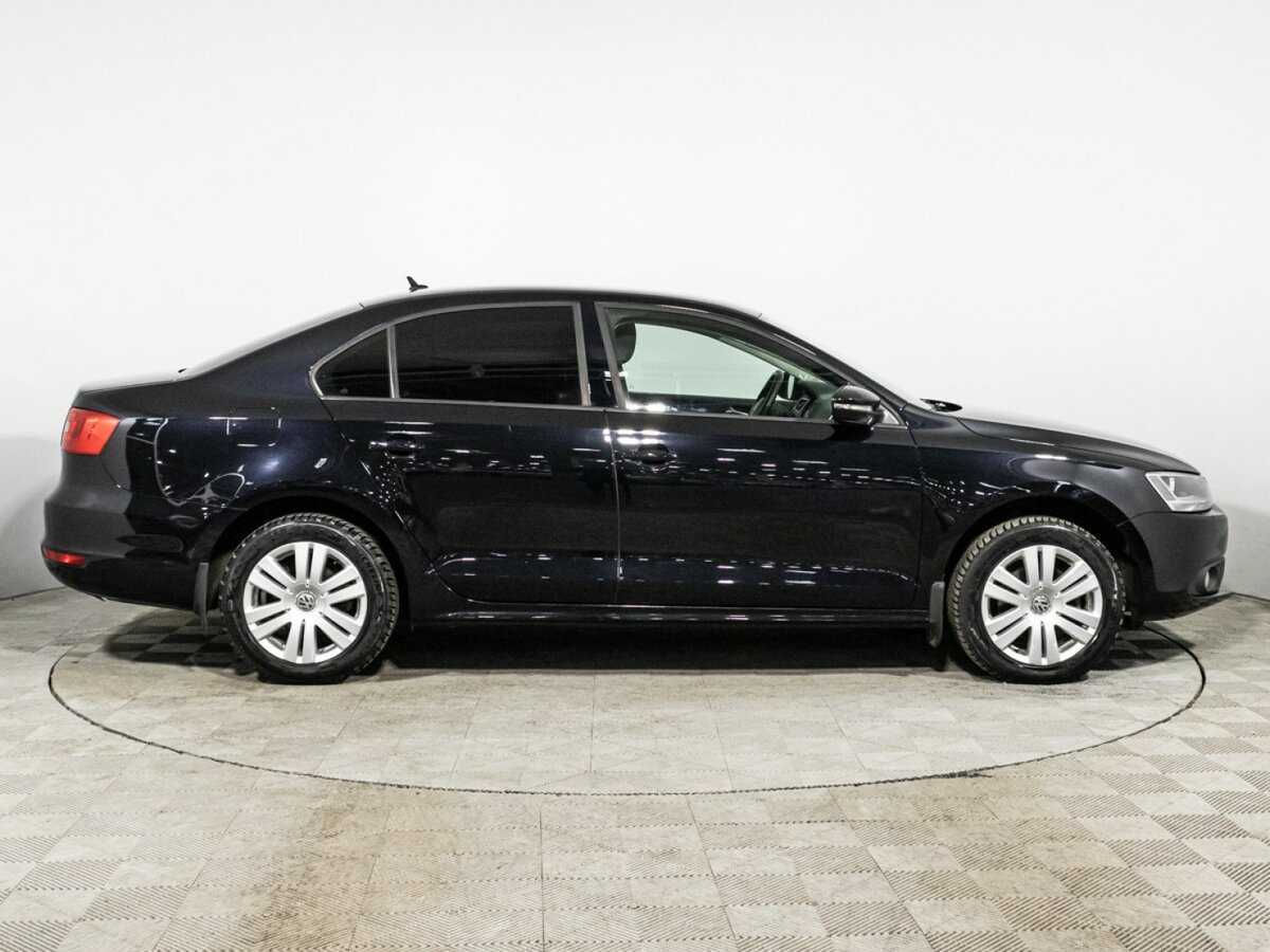 Купить Volkswagen Jetta, 2012, 165 500 км, фото №4