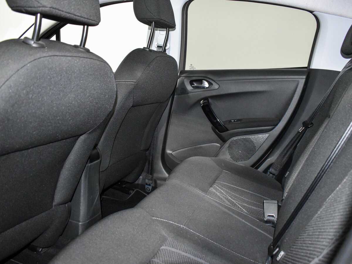 Купить Peugeot 208, 2014, 68 000 км, фото №12