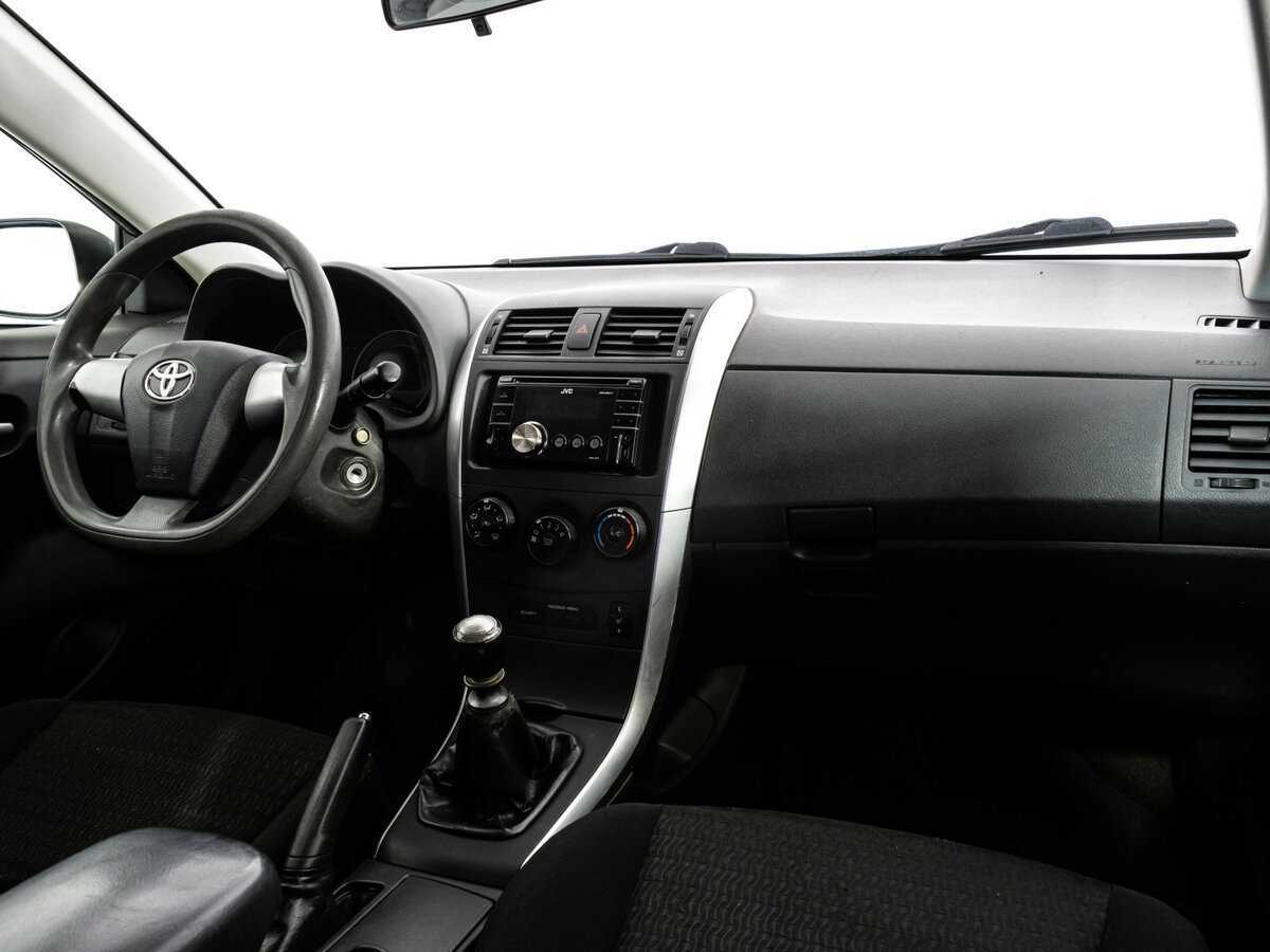 Купить Toyota Corolla, 2012, 339 705 км, фото №7