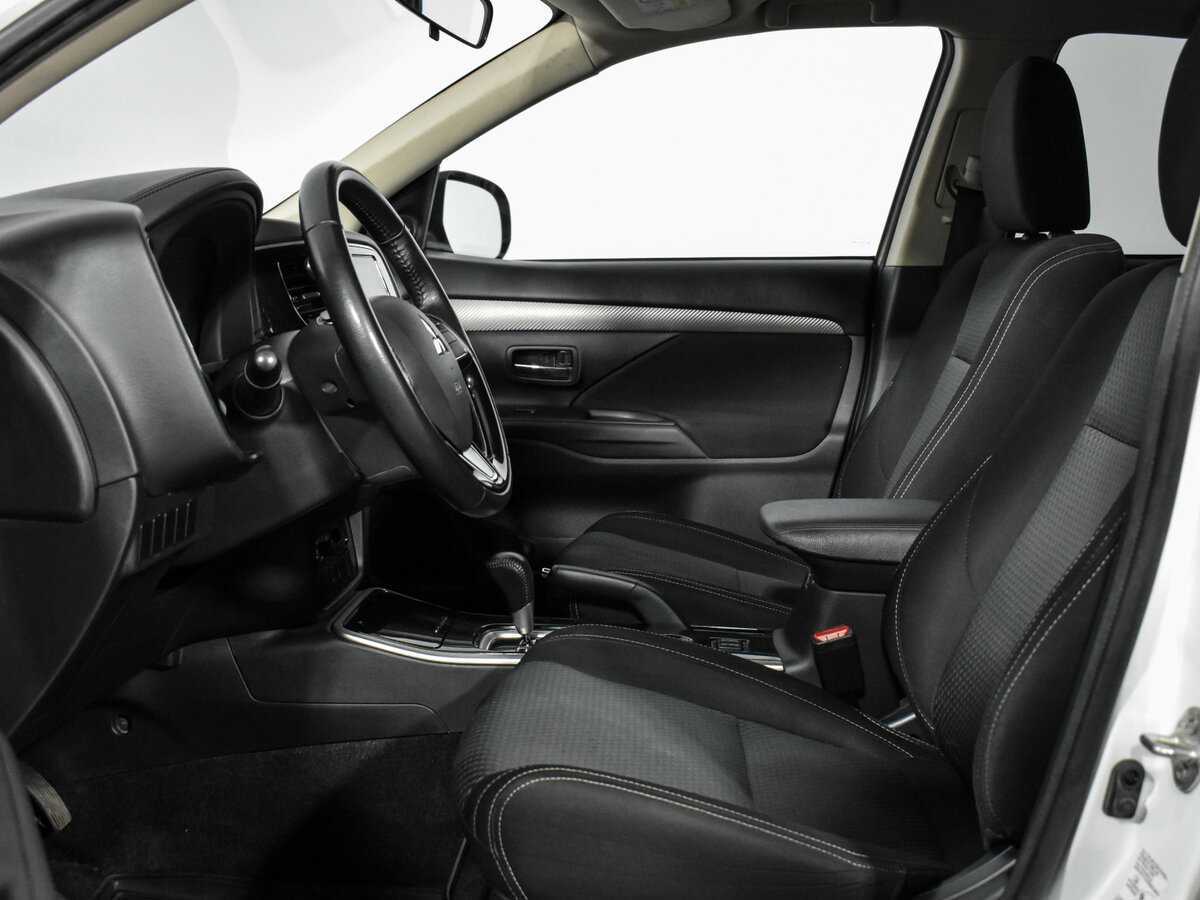 Купить Mitsubishi Outlander, 2018, 141 370 км, фото №9