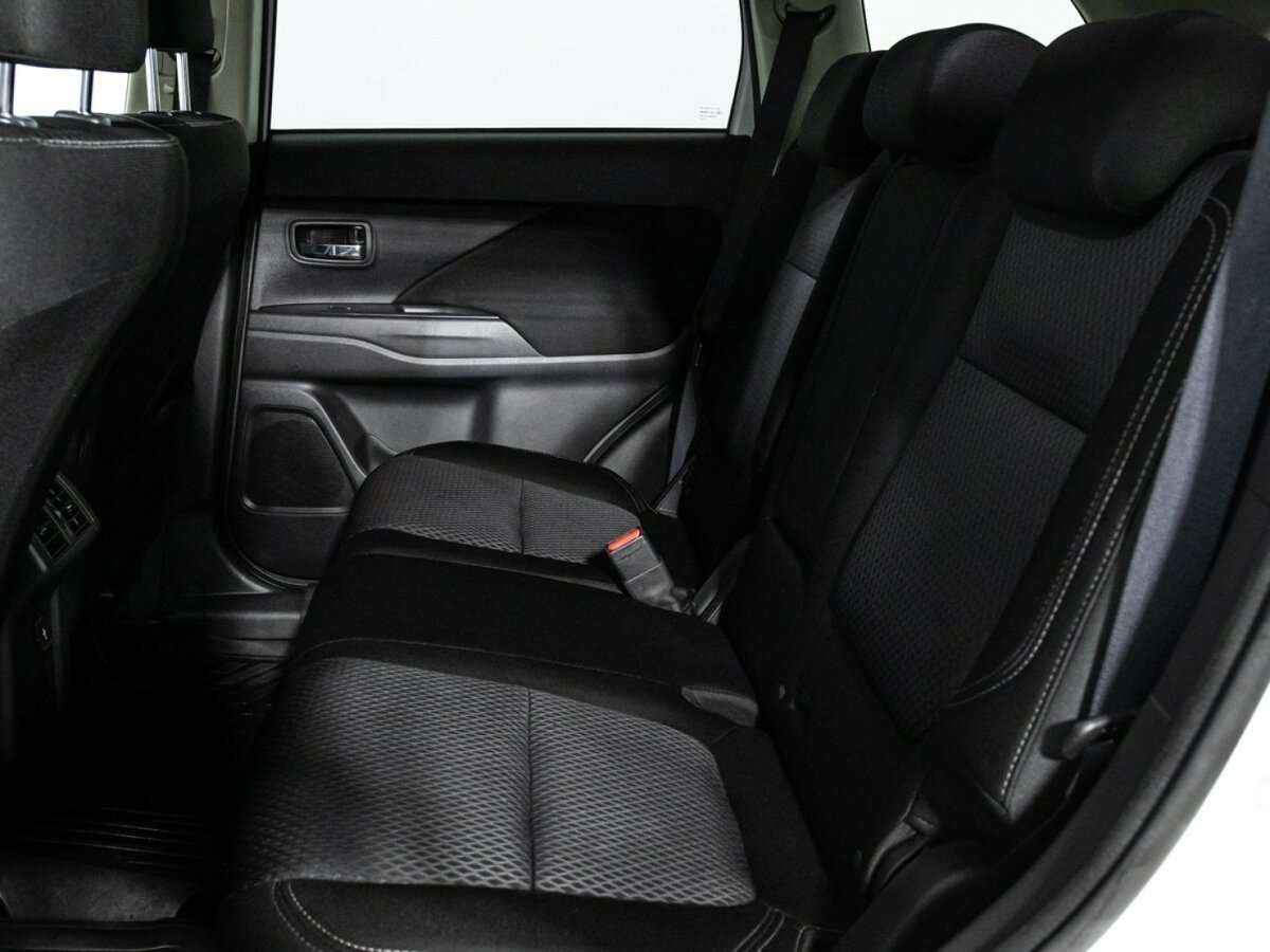 Купить Mitsubishi Outlander, 2019, 236 550 км, фото №10