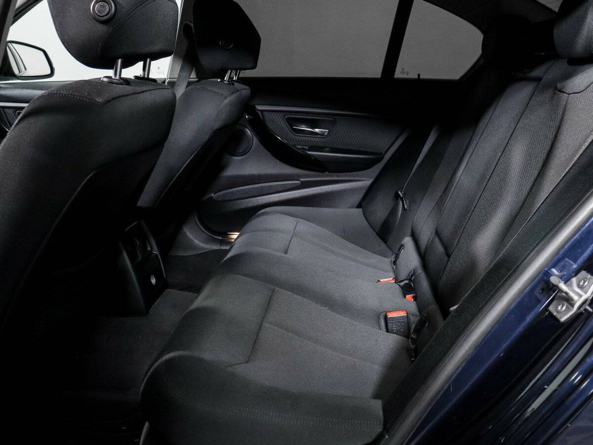 Купить BMW 3 серии 318i, 2016, 195 711 км, фото №10