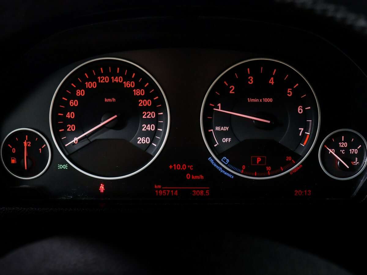 Купить BMW 3 серии 318i, 2016, 195 711 км, фото №11