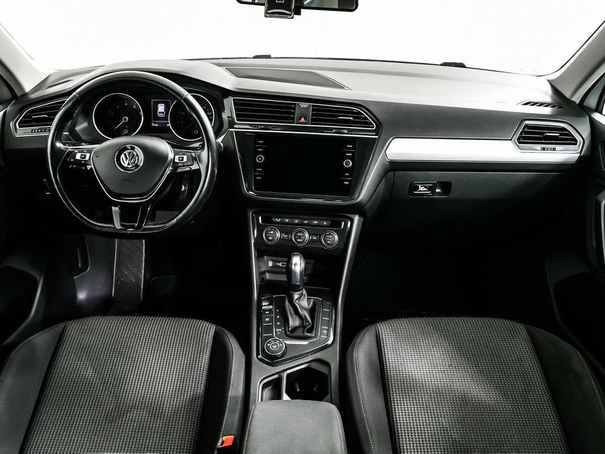 Купить Volkswagen Tiguan, 2019, 68 130 км, фото №11