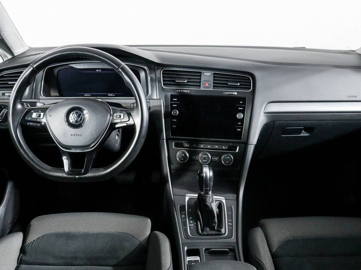 Купить Volkswagen Golf, 2018, 92 000 км, фото №12