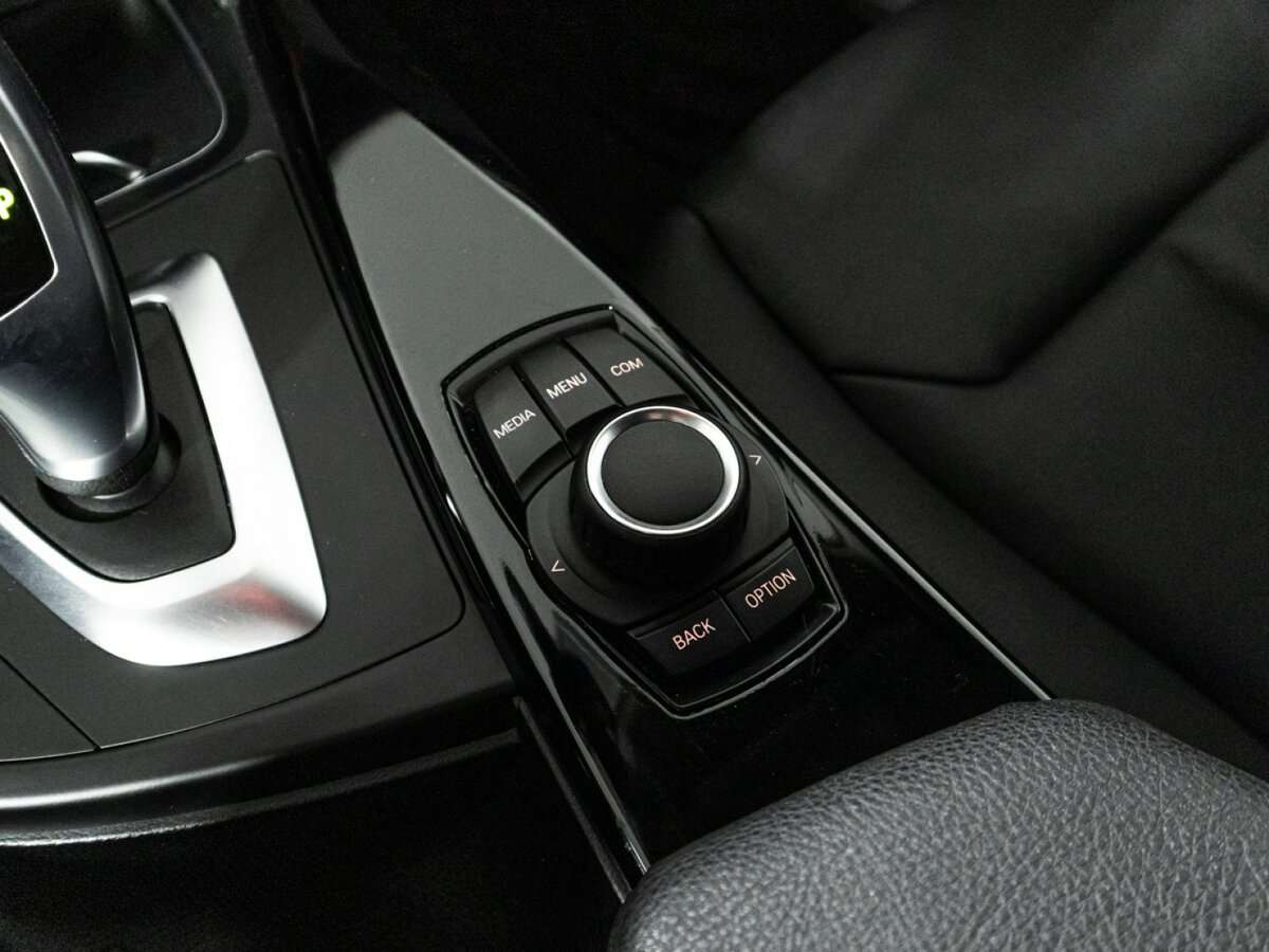 Купить BMW 3 серии 318i, 2018, 105 854 км, фото №17