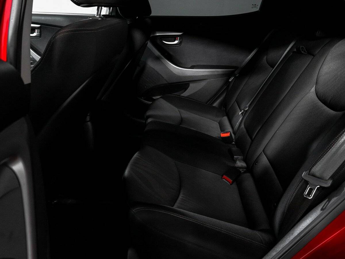 Купить Hyundai Elantra, 2015, 97 906 км, фото №10