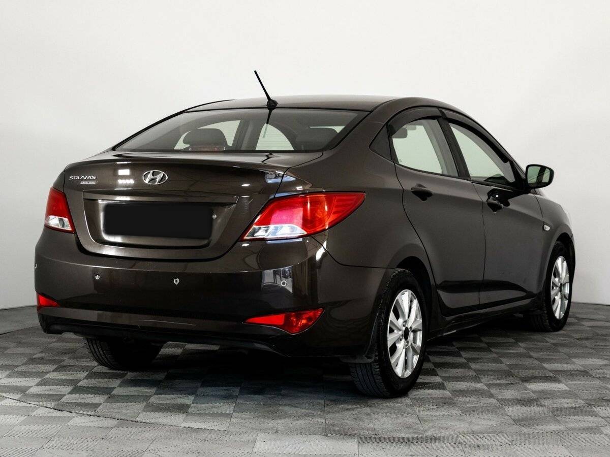 Купить Hyundai Solaris, 2016, 252 626 км, фото №4