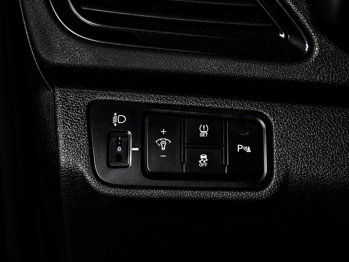 Купить Hyundai Solaris II, 2020, 94 278 км, фото №13