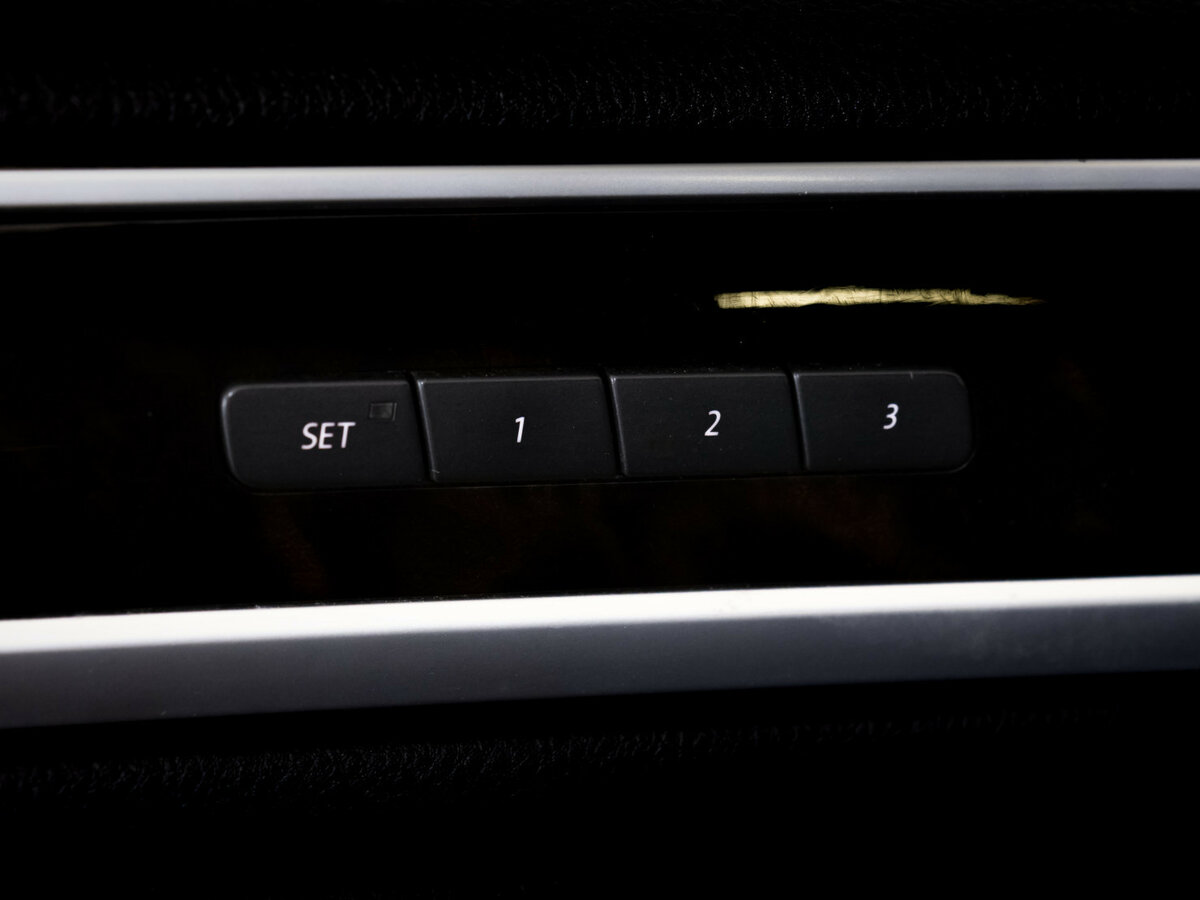 Купить Volkswagen Touareg II, 2012, 183 121 км, фото №17