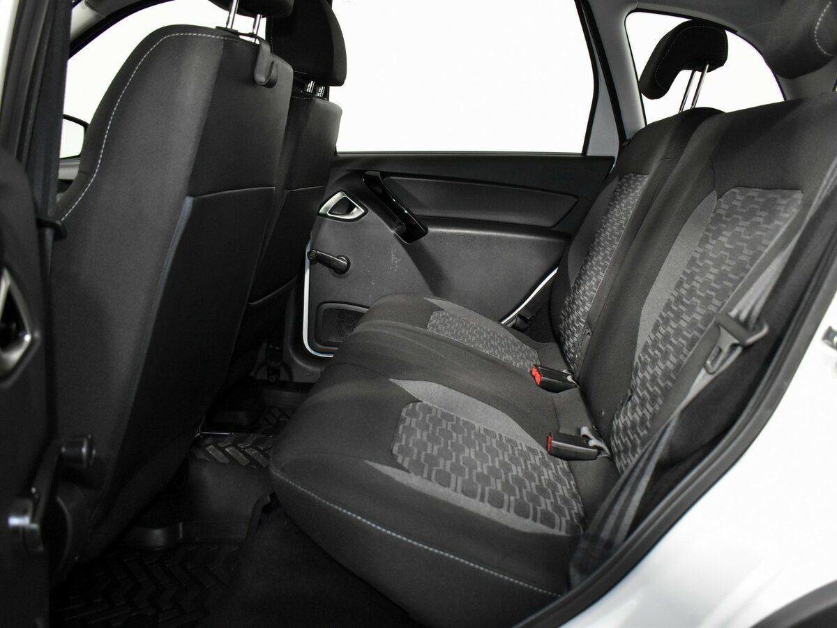 Купить Lada (ВАЗ) Granta Cross I Рестайлинг, 2019, 29 714 км, фото №11