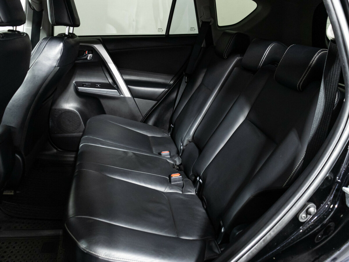 Купить Toyota RAV4 IV (XA40) Рестайлинг, 2016, 111 735 км, фото №10