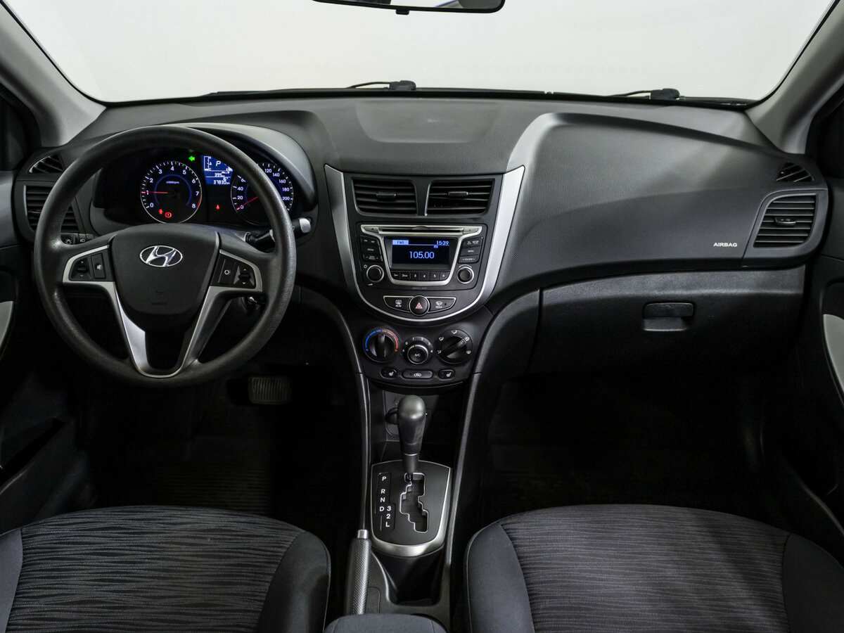 Купить Hyundai Solaris I Рестайлинг, 2015, 37 828 км, фото №11