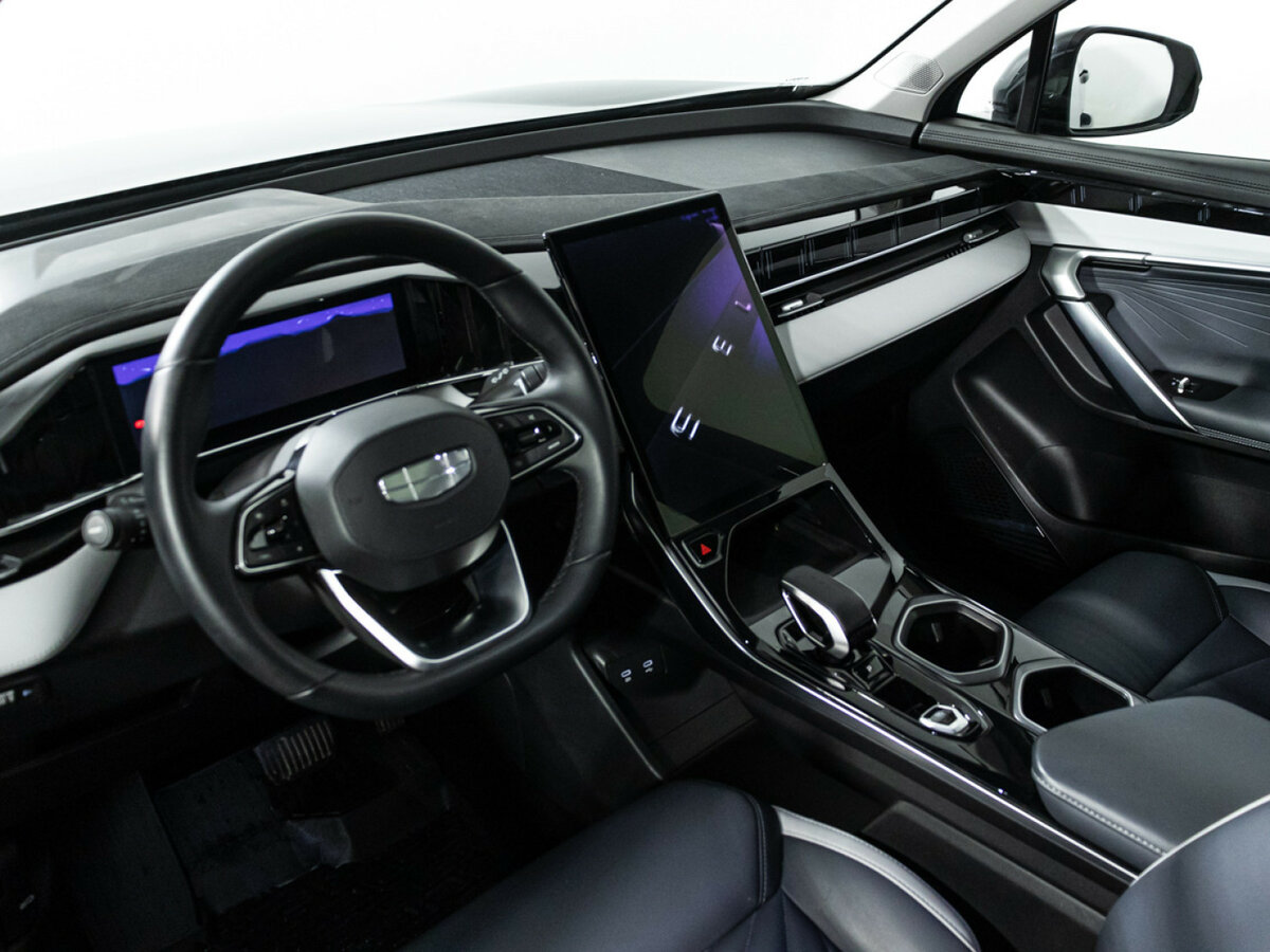 Купить Geely Atlas II, 2023, 17 293 км, фото №9