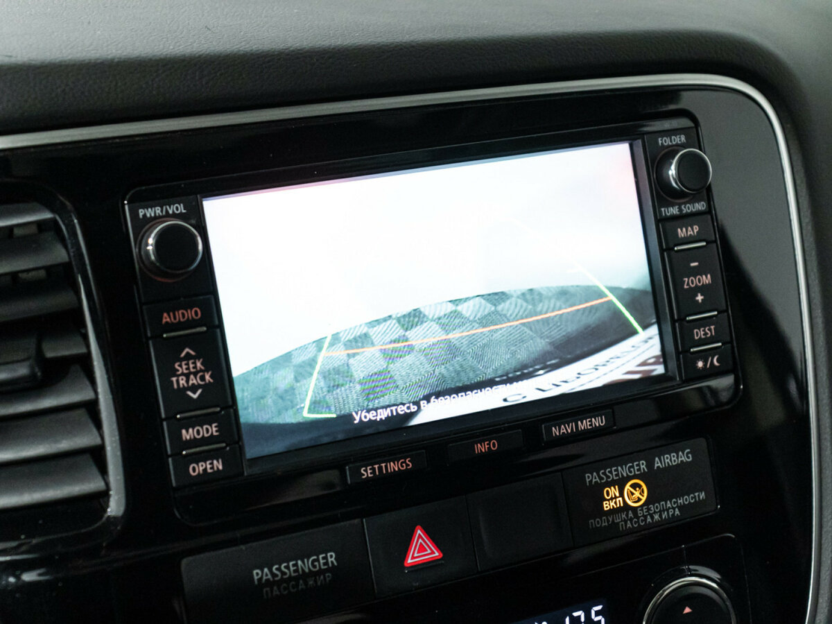 Купить Mitsubishi Outlander III Рестайлинг, 2014, 121 050 км, фото №15