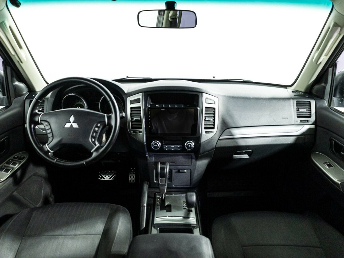 Купить Mitsubishi Pajero IV Рестайлинг 2, 2015, 130 585 км, фото №12