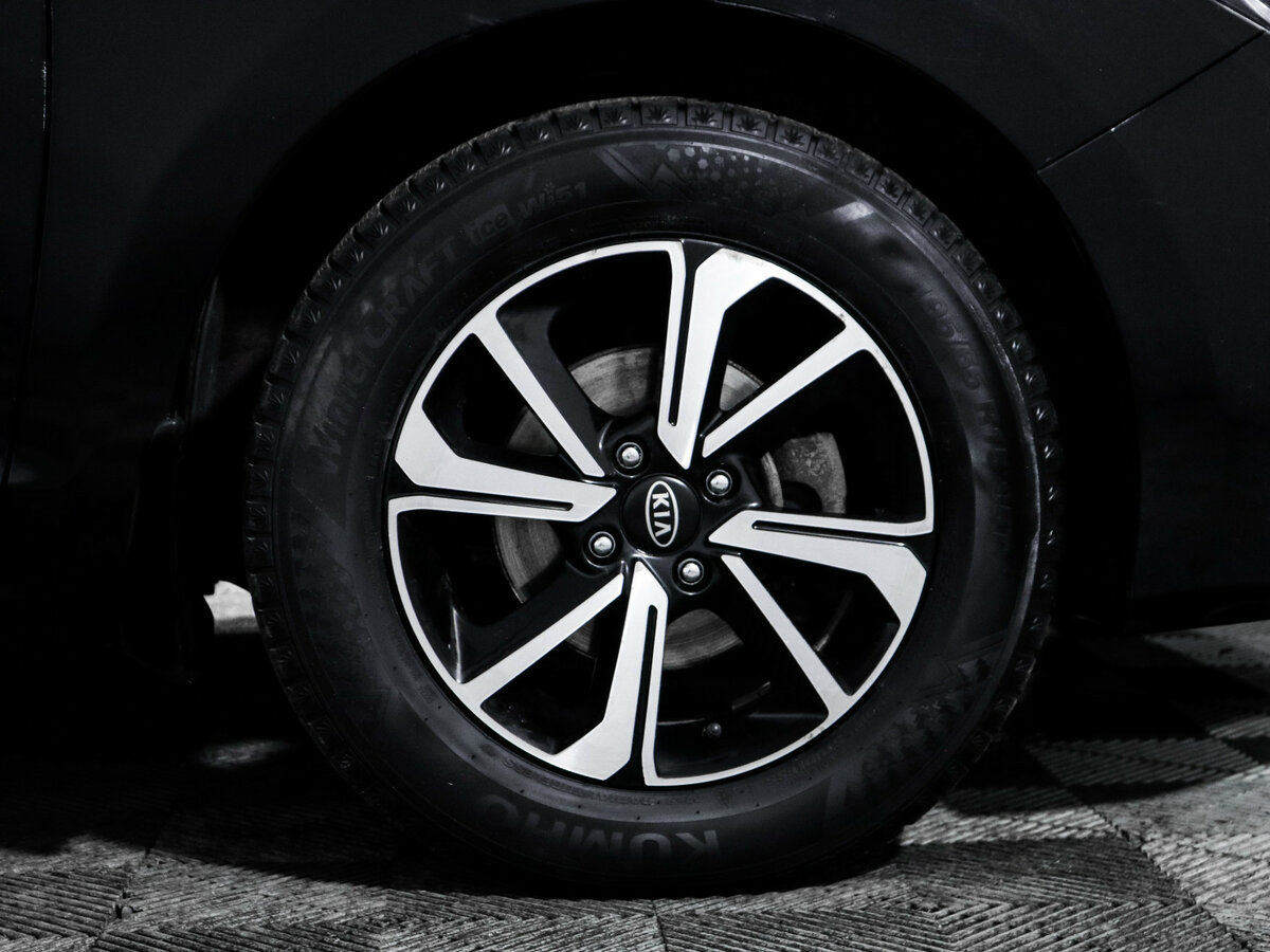 Купить Hyundai Solaris II, 2018, 147 146 км, фото №13